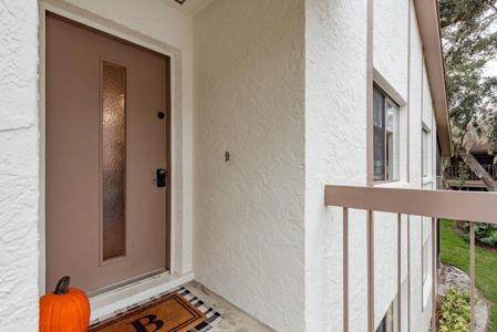 511 LONGFELLOW COURT