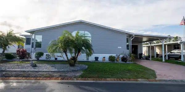 1000 KINGS HIGHWAY