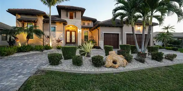 2521 RIO GRANDE DRIVE