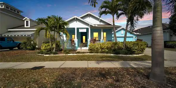 527 MANNS HARBOR DRIVE