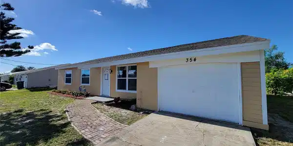 354 LASAYETTE DRIVE NE