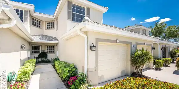 3412 GRAND VISTA COURT