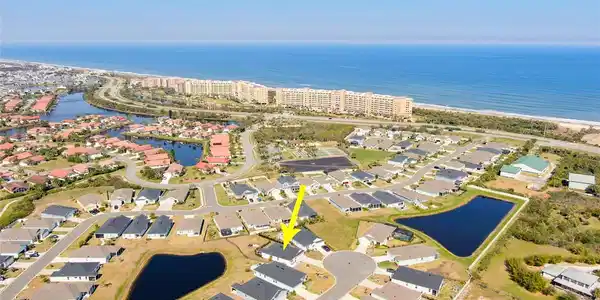 95 LAS CASITAS BOULEVARD