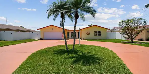 4829 COMMONWEALTH ROAD