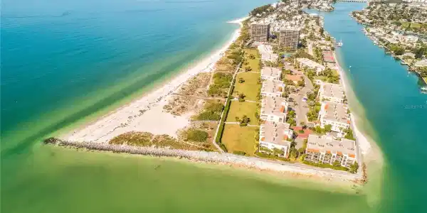 7564 BAYSHORE DRIVE
