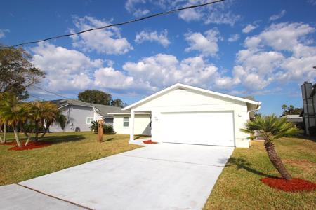 19 CEDARFIELD COURT