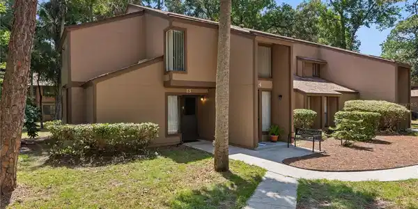13 PINEHURST PLACE