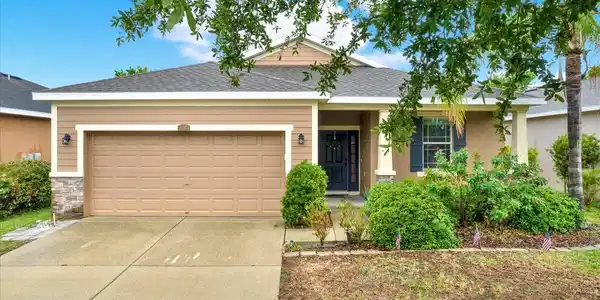 1737 BONITA BLUFF COURT