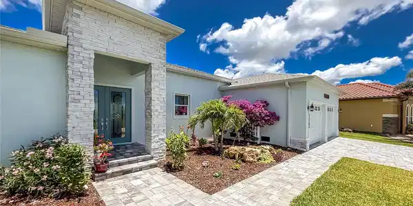 13284 AMARYLLIS CIRCLE