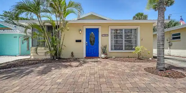 1116 S MOONMIST COURT