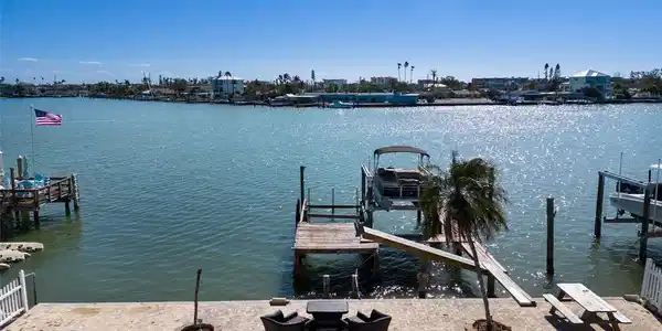 807 BAY POINT DRIVE