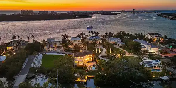 3465 GULFMEAD DRIVE