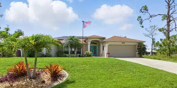5273 CRESTLINE TERRACE