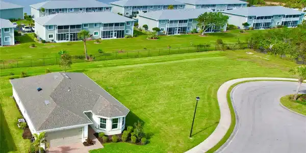 3648 PEBBLE TERRACE