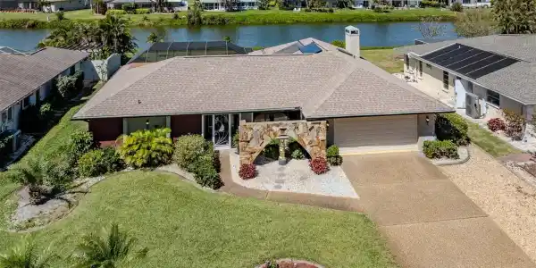 1229 WATERSIDE LANE