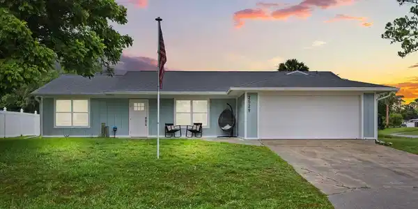 2529 UMBRELLA TREE DRIVE
