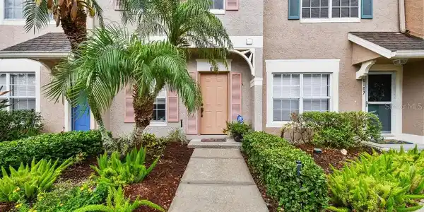 6109 BAYSIDE KEY DRIVE