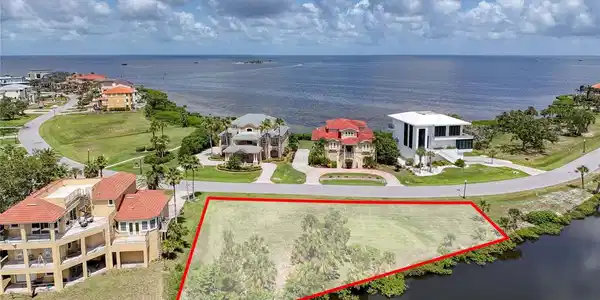 Lot 54 HARBORPOINTE DRIVE