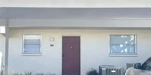 507 PARKDALE MEWS