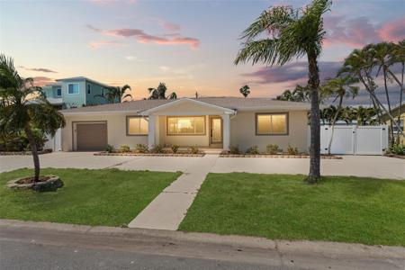 601 BOCA CIEGA ISLE DRIVE