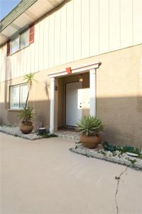 300 6TH STREET N