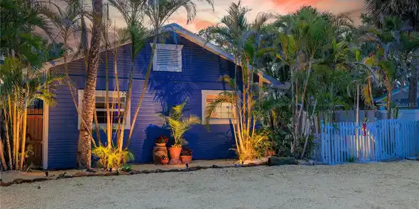 722 GULF BOULEVARD