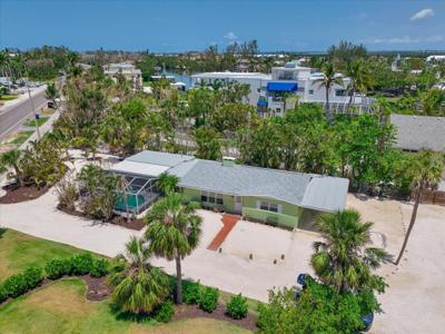 5924 GULF OF MEXICO DRIVE