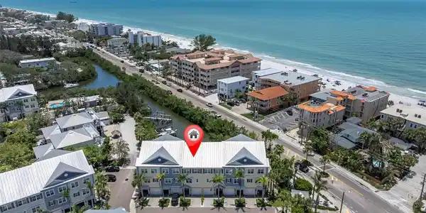 204 HAVEN BEACH COURT