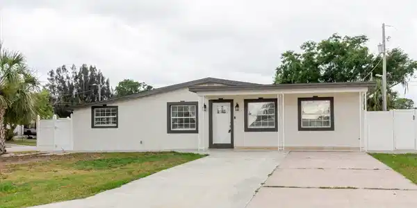 4902 MURRAY HILL DRIVE