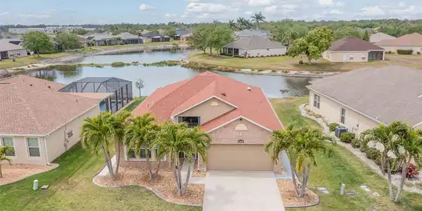 2699 SUNCOAST LAKES BOULEVARD