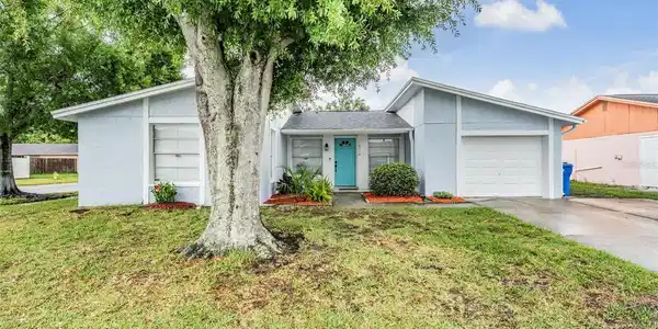 10110 PEPPERIDGE COURT