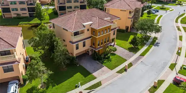 1536 EMBER LANE
