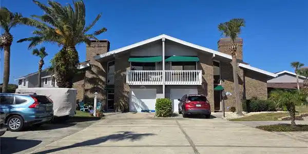 113 LAGOON COURT