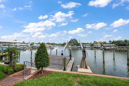 4146 HARBOR HILLS DRIVE