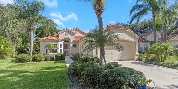 705 LIGHTHOUSE DRIVE