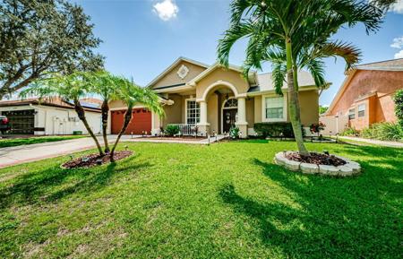 957 WESTWINDS BOULEVARD