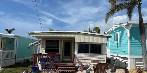 2601 GULF DRIVE N