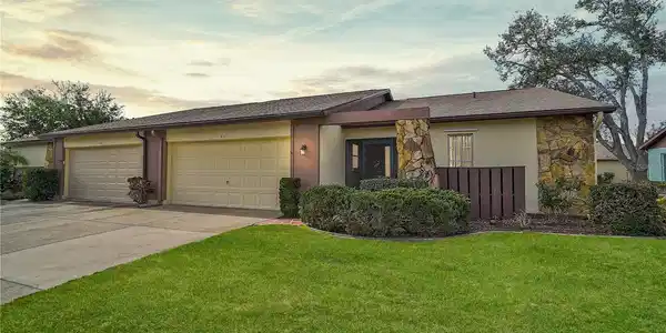 652 LINDEN DRIVE
