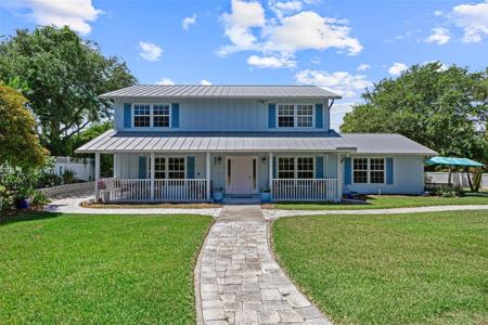 2225 GENESEA LANE