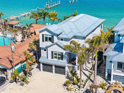 881 N SHORE DRIVE