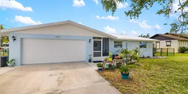 1585 KEYWAY COURT