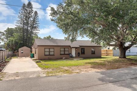 1342 GARY DRIVE