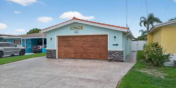 4701 FLORAMAR TERRACE