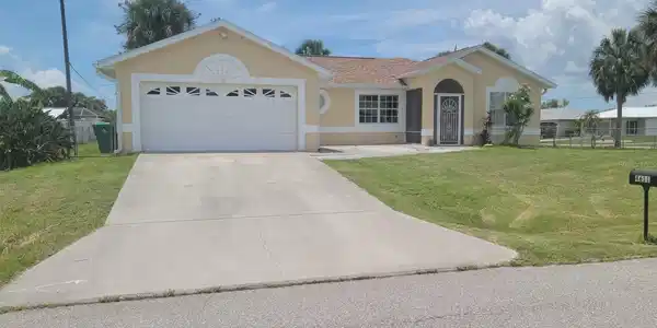 4611 HERMAN CIRCLE