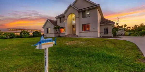 2091 MARLIN WAY
