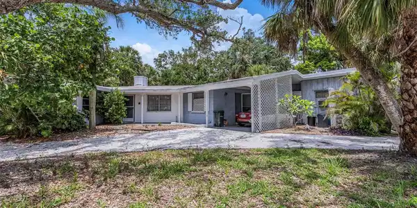 5369 SHADOW LAWN DRIVE