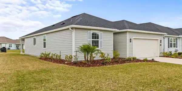 85 LAS CASITAS BOULEVARD