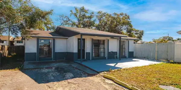 9102 POST OAK COURT