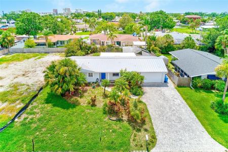 3928 E EDEN ROC CIRCLE