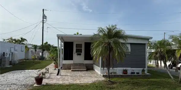 2601 GULF DRIVE N